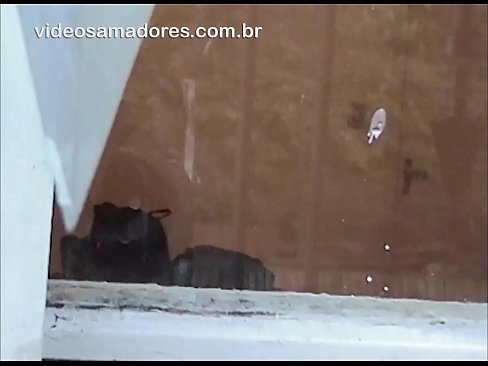 ❤️ Raġel qarn iħares lit-tfajla tiegħu ma' raġel ieħor, jirreġistra video fuck mingħajr ma jfixkel lill-koppja ❤ Porno vk lilna